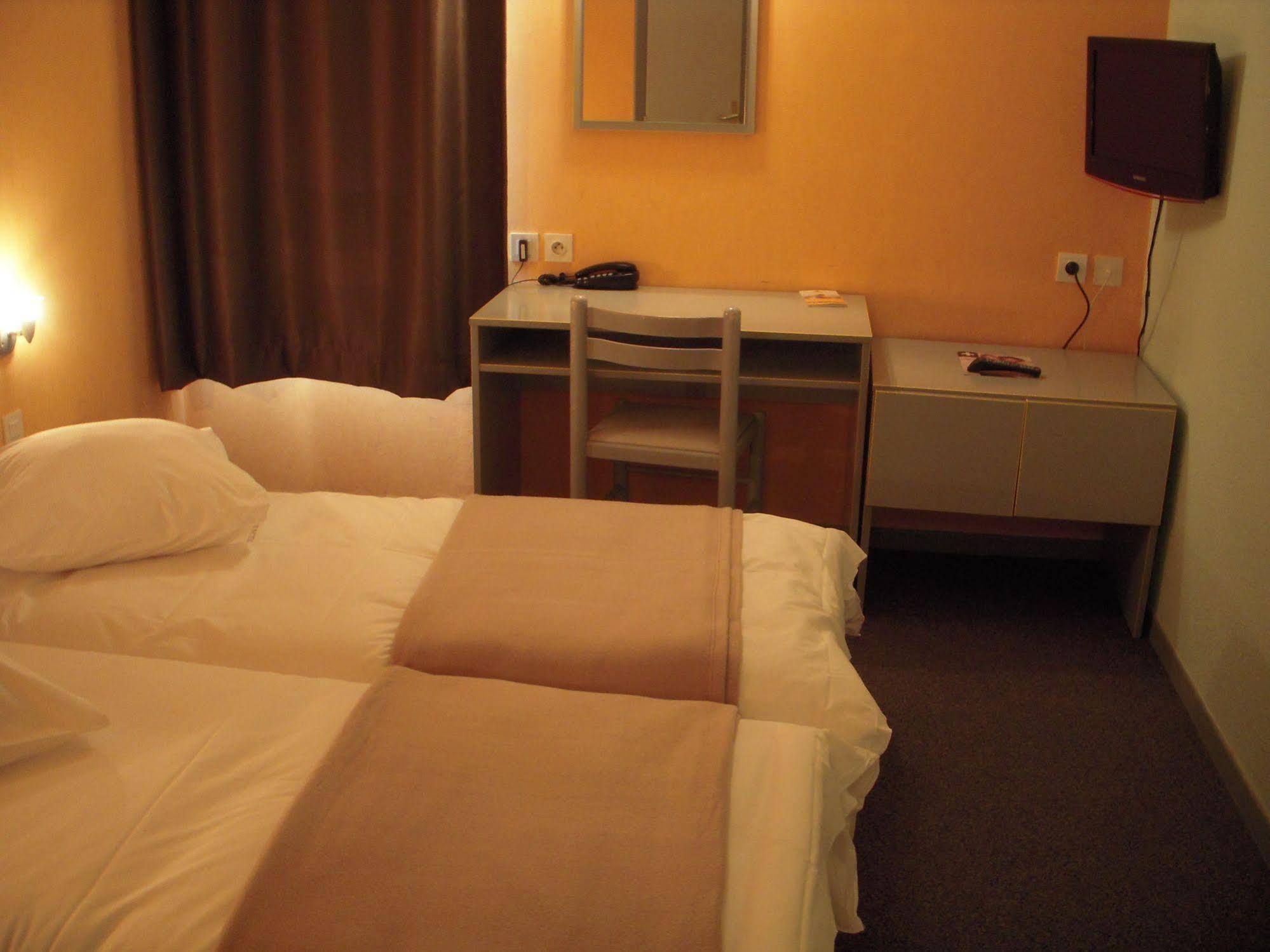 Cit'Hotel Hotel Prime - Montpelier Ouest -Saint Jean De Vedas サン・ジャン・ド・ヴェダ エクステリア 写真